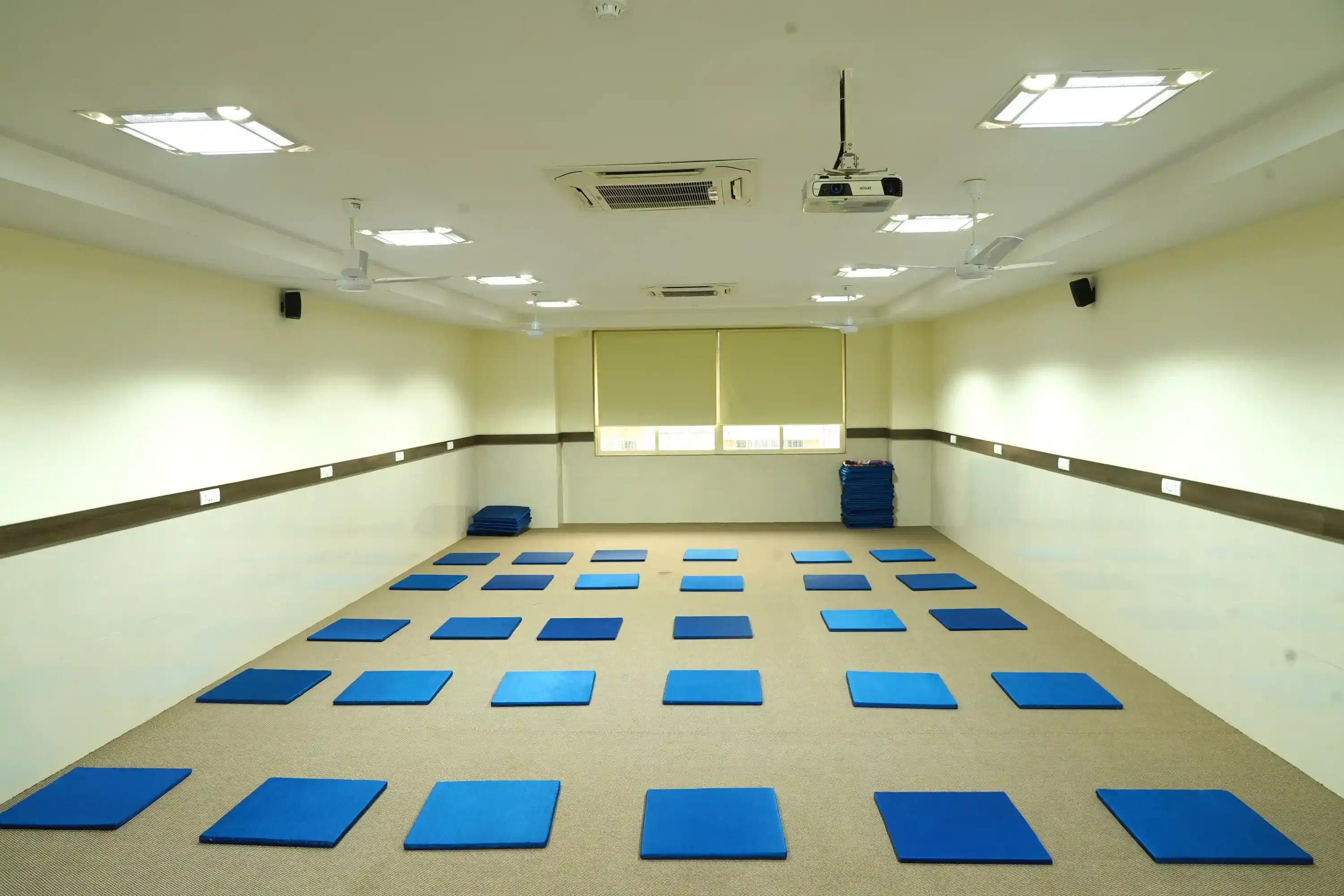 Thakur Global Business School Mumbai Yoga Room photo 1